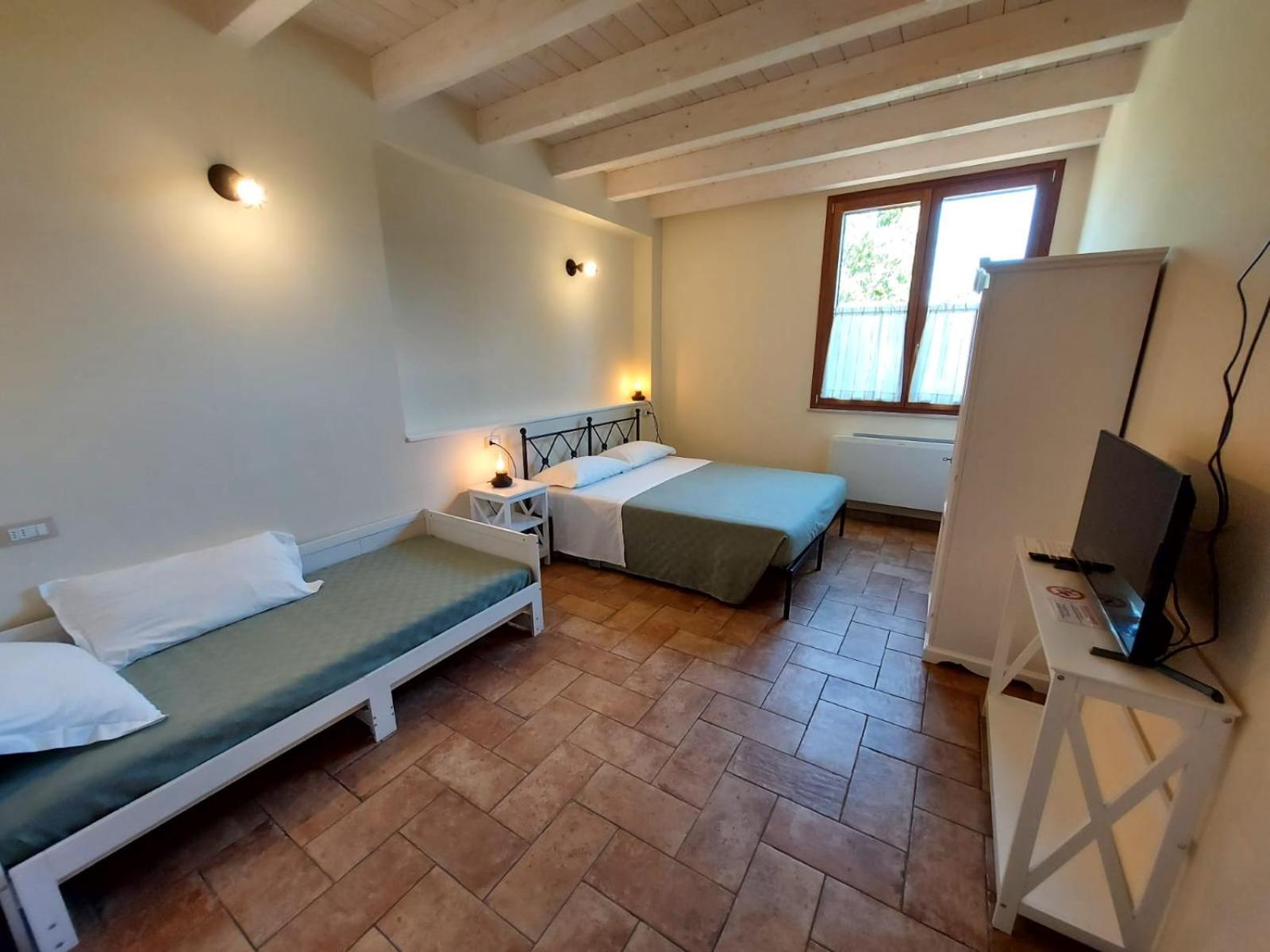 Angelucci Agriturismo Con Camere E Agri Camping ランチャーノ エクステリア 写真