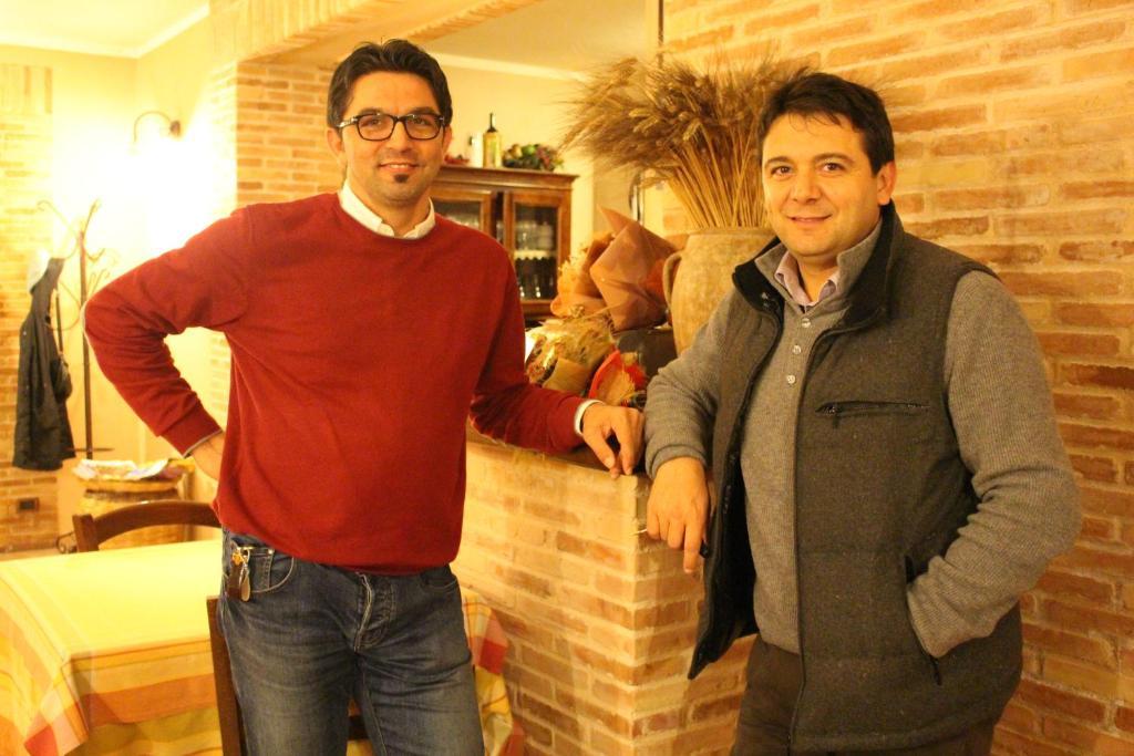 Angelucci Agriturismo Con Camere E Agri Camping ランチャーノ エクステリア 写真